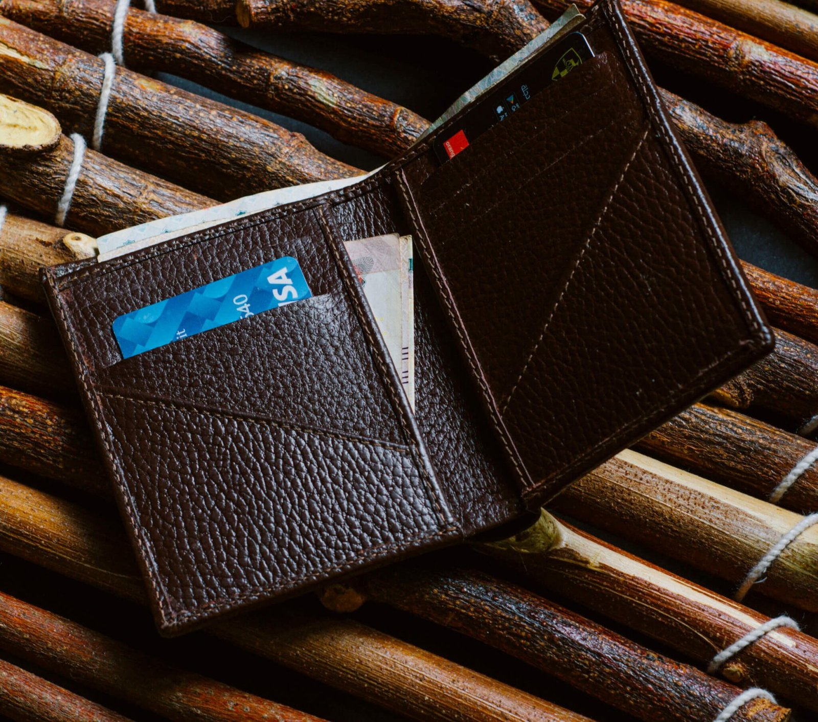 LEO Wallet - kezanaa